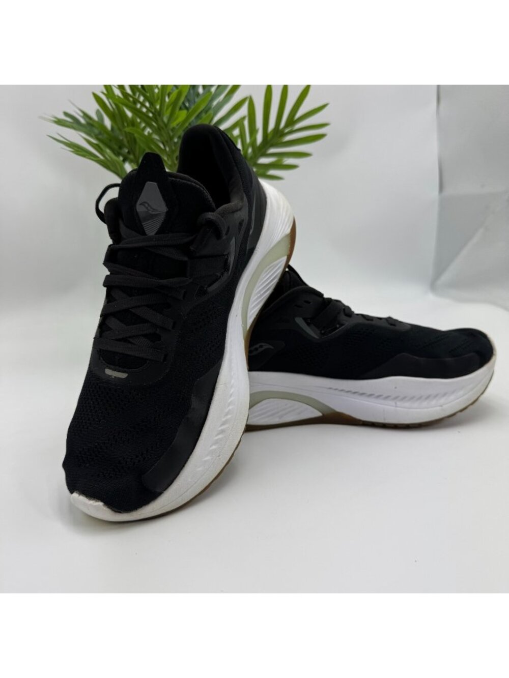 Saucony Guide 15 S10684-12 Athletic Sneaker Womens 8.5 Black Mesh Sports Running